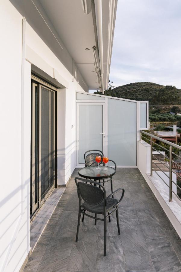 Lychnos Apartments Kamilari Dış mekan fotoğraf