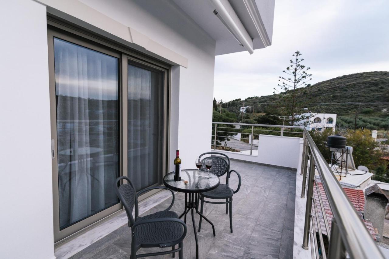 Lychnos Apartments Kamilari Dış mekan fotoğraf